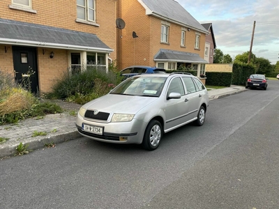 2004 - Skoda Fabia Manual