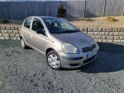 2005 - Toyota Yaris Manual