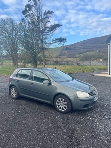 2005 - Volkswagen Golf Manual