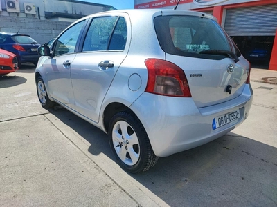 2006 - Toyota Yaris Manual