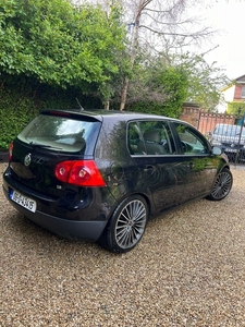 2006 - Volkswagen Golf Manual