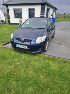 2007 - Toyota Auris Manual