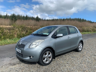 2007 - Toyota Yaris Manual