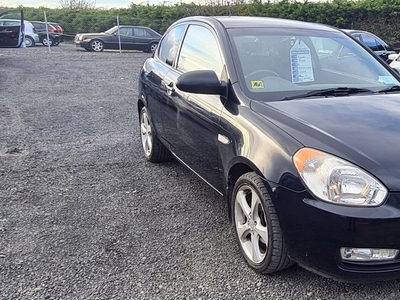 2008 - Hyundai Accent Manual