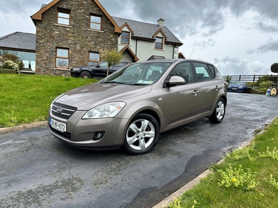 2008 - Kia Ceed Manual