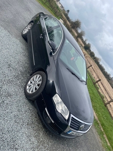 2008 - Volkswagen Passat Manual