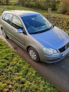 2008 - Volkswagen Polo Manual