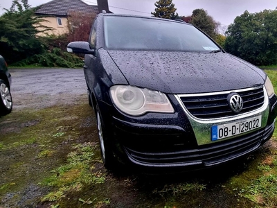 2008 - Volkswagen Touran Automatic