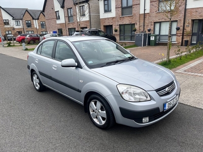 2009 - Kia Rio Manual