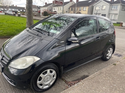 2009 - Mercedes-Benz A-Class Manual