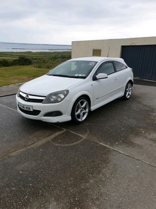 2009 - Opel Astra Manual