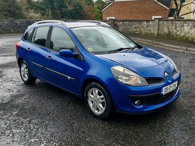 2009 - Renault Clio Manual