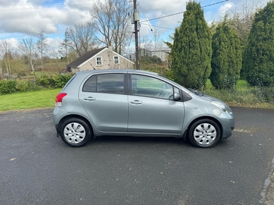 2009 - Toyota Yaris ---