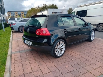 2009 - Volkswagen Golf Manual