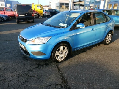 2010 - Ford Focus ---