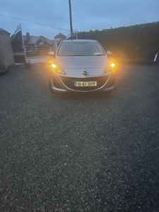 2010 - Mazda 3 Manual