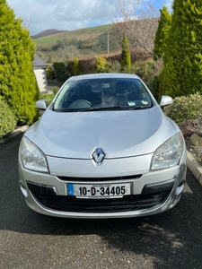 2010 - Renault Megane Manual