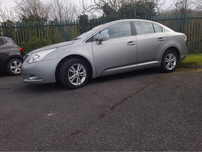 2010 - Toyota Avensis Manual