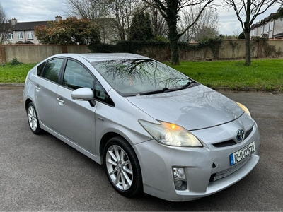 2010 - Toyota Prius ---