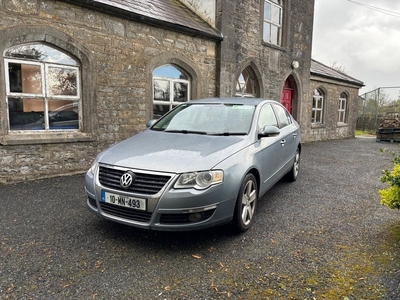 2010 - Volkswagen Passat Manual