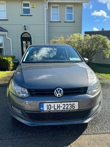 2010 - Volkswagen Polo Manual