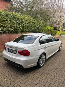 2011 - BMW 3-Series Manual