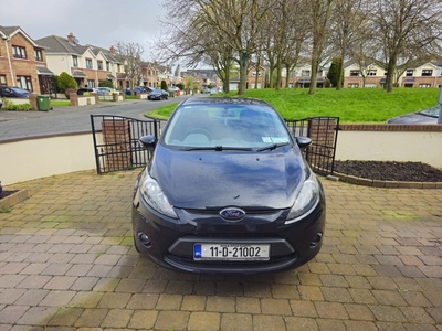 2011 - Ford Fiesta Manual