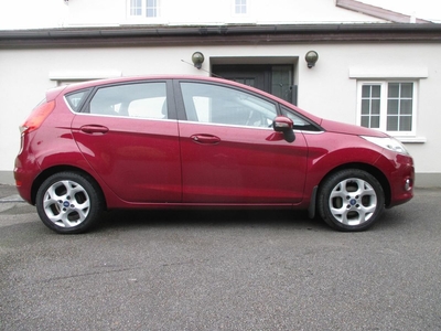 2011 - Ford Fiesta Manual