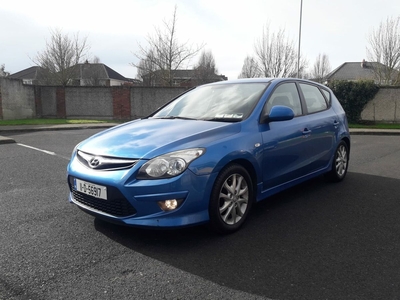 2011 - Hyundai i30 Manual