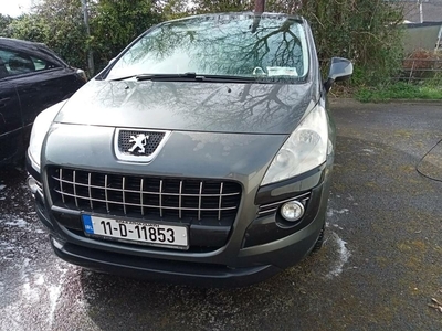 2011 - Peugeot 3008 Manual