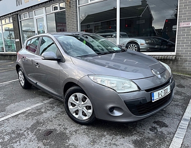 2011 - Renault Megane Manual