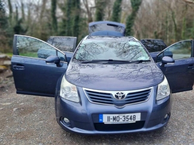 2011 - Toyota Avensis Manual