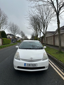 2011 - Toyota Prius Automatic