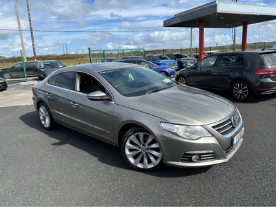 2011 - Volkswagen Passat Manual