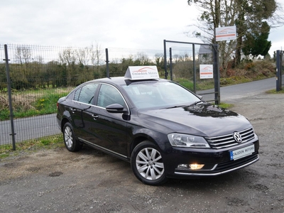 2011 - Volkswagen Passat Manual