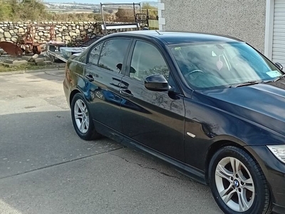 2012 - BMW 3-Series Manual