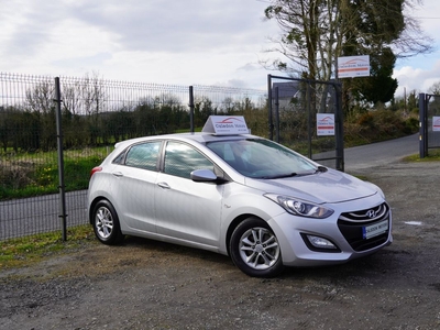 2012 - Hyundai i30 Manual