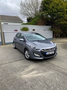 2012 - Hyundai i30 Manual