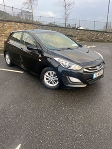 2012 - Hyundai i30 Manual