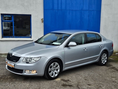 2012 - Skoda Superb Manual