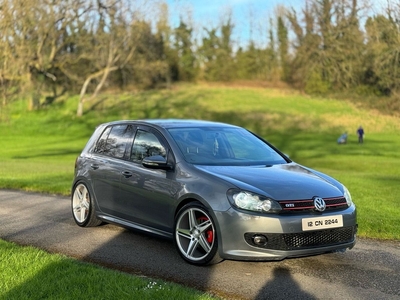 2012 - Volkswagen Golf Manual