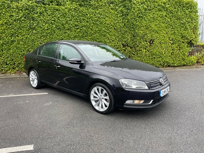 2012 - Volkswagen Passat Manual