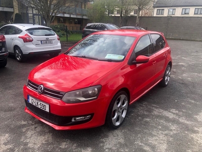 2012 - Volkswagen Polo Manual