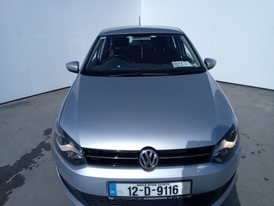 2012 - Volkswagen Polo Manual