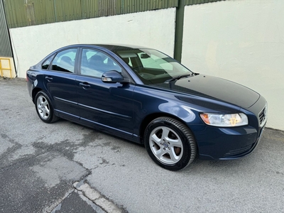 2012 - Volvo S40 Manual