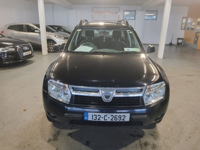 2013 - Dacia Duster Manual