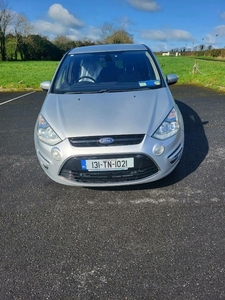 2013 - Ford S-Max Manual