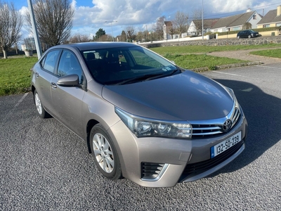 2013 - Toyota Corolla Manual