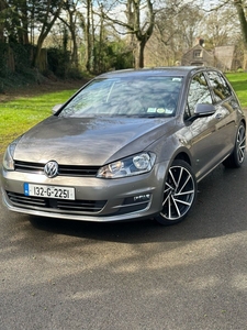 2013 - Volkswagen Golf Manual