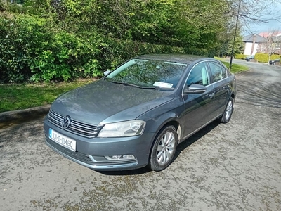 2013 - Volkswagen Passat Manual